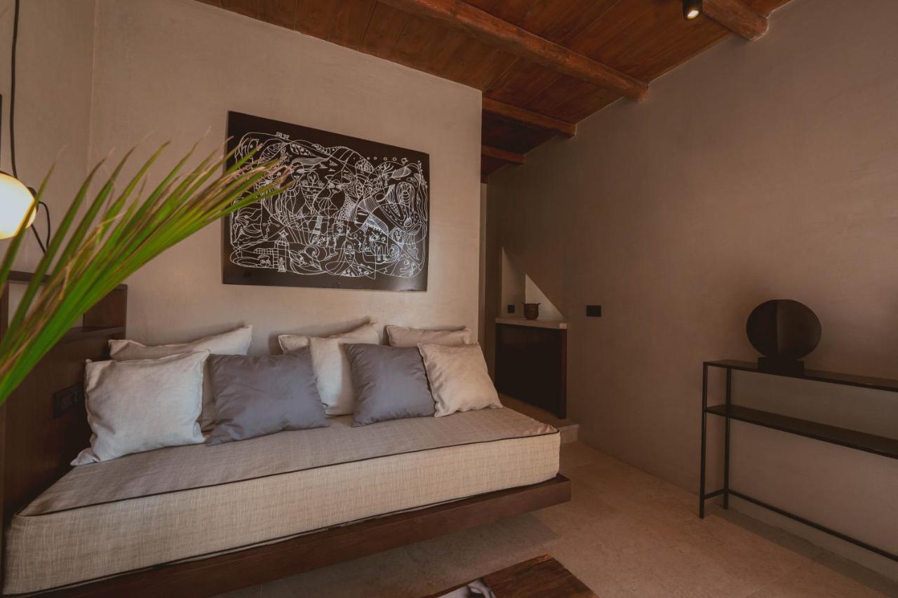 Legends In Town, By Mykonos High Aparthotel Mykonos Town Bagian luar foto