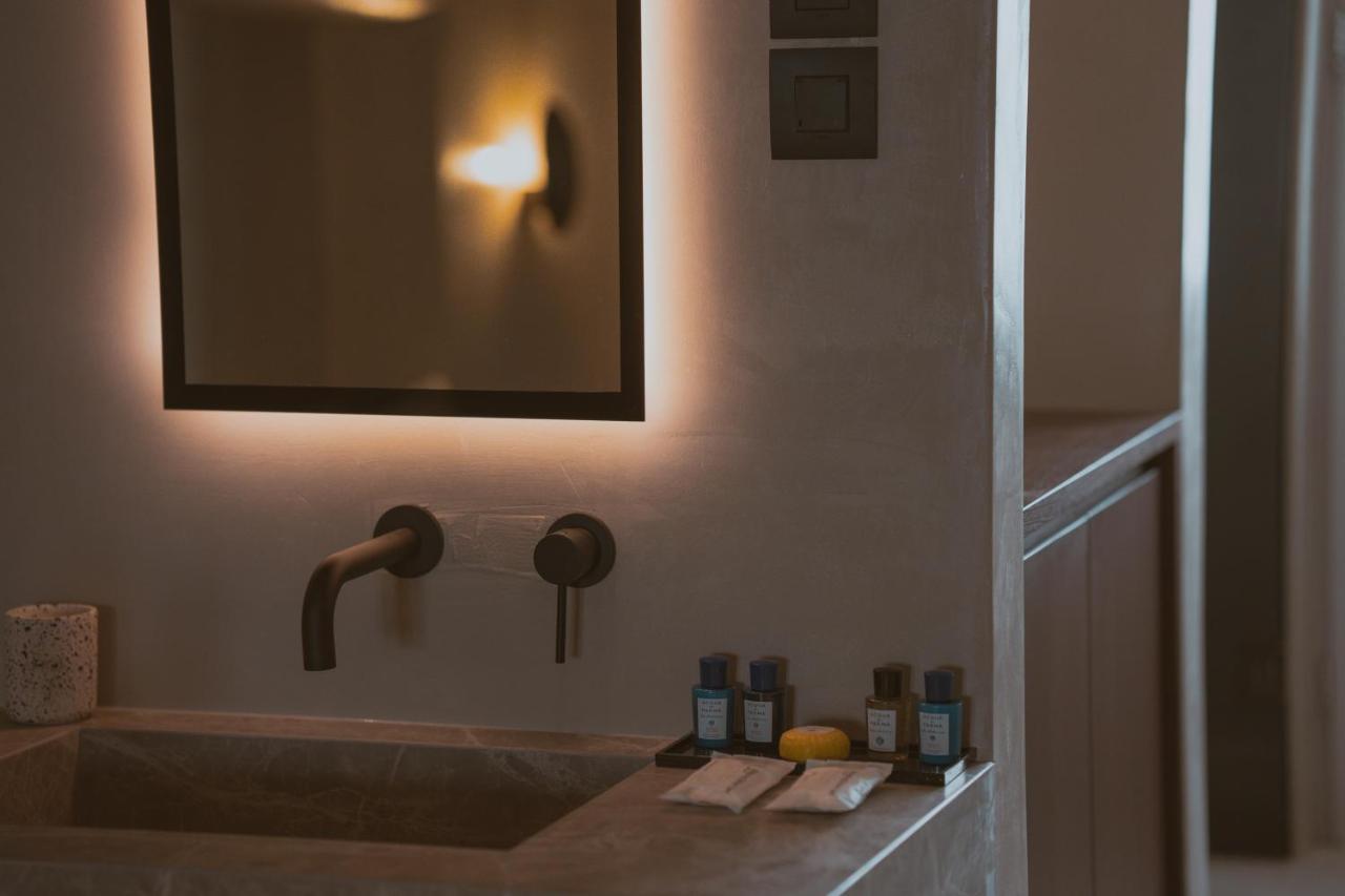 Legends In Town, By Mykonos High Aparthotel Mykonos Town Bagian luar foto