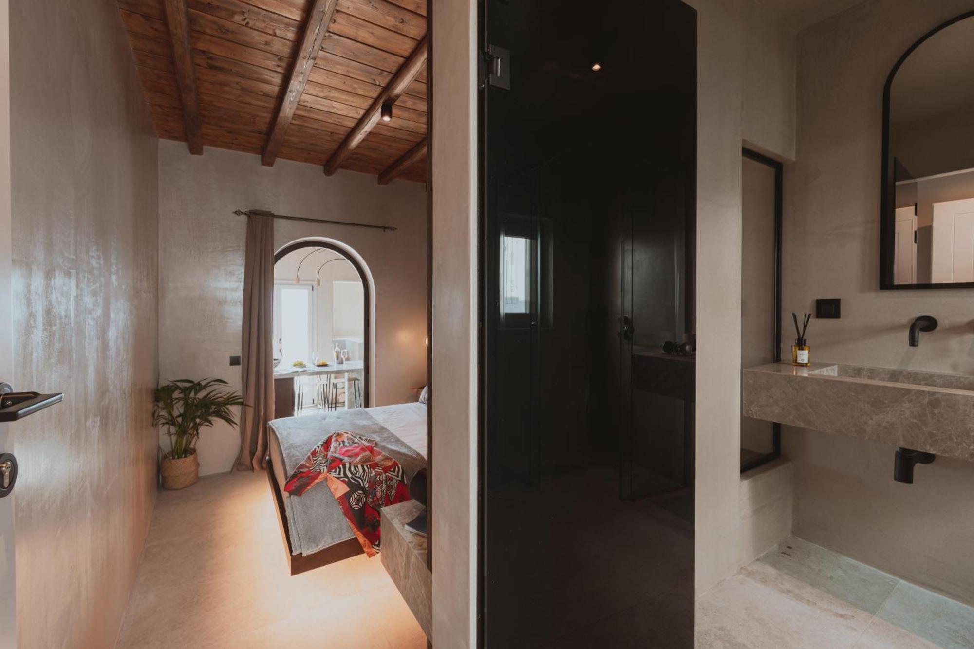Legends In Town, By Mykonos High Aparthotel Mykonos Town Bagian luar foto