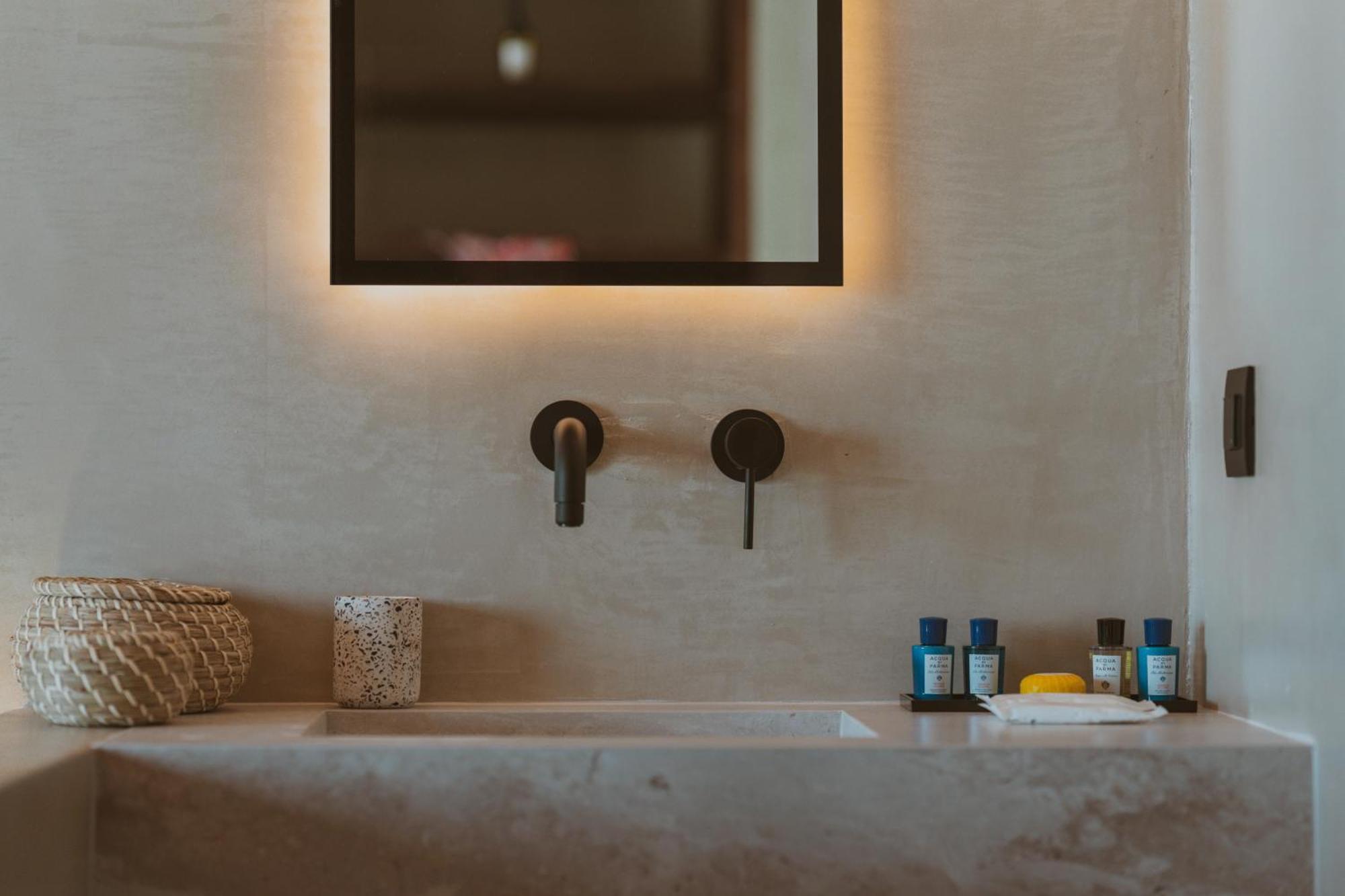 Legends In Town, By Mykonos High Aparthotel Mykonos Town Bagian luar foto
