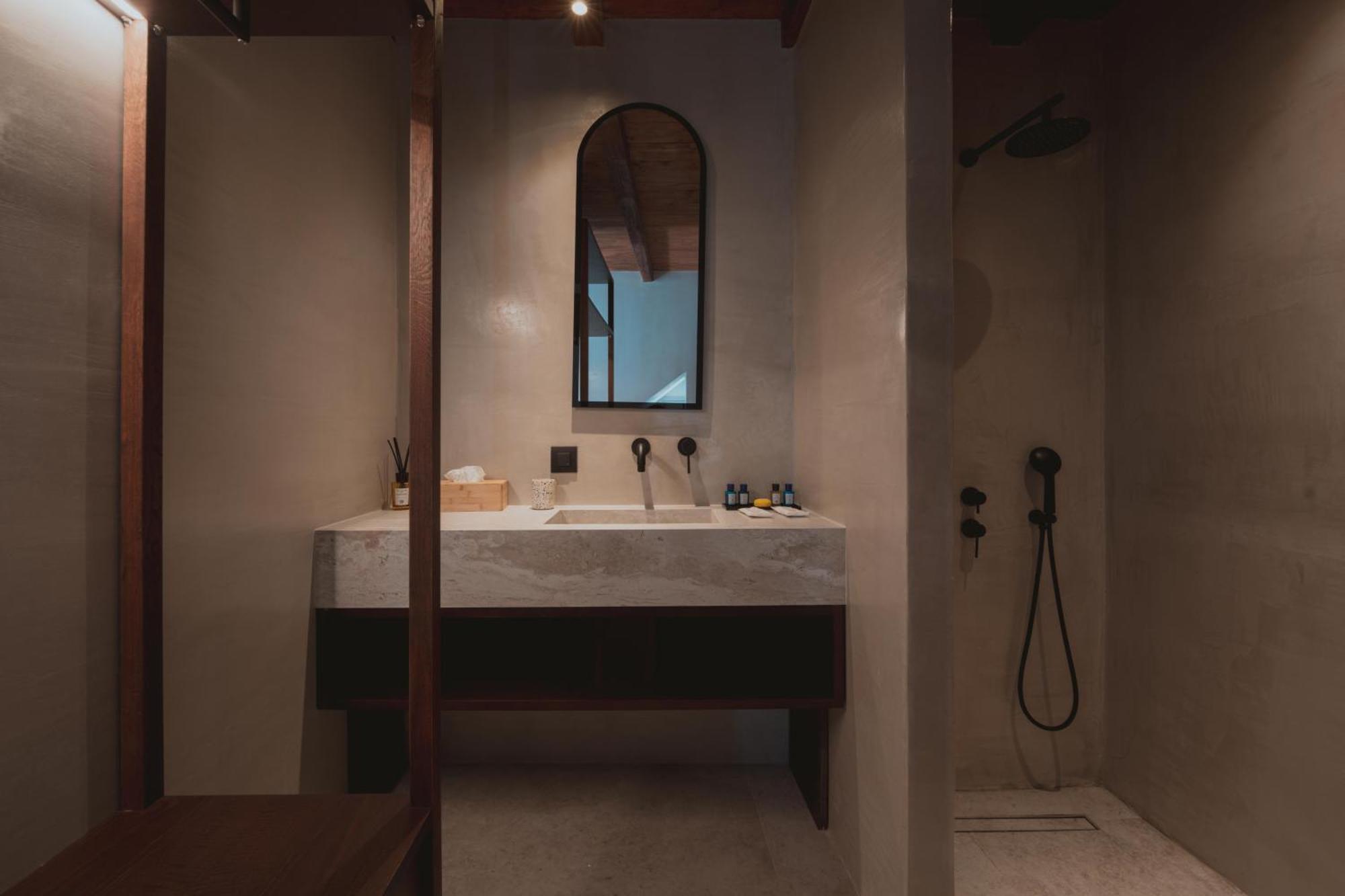 Legends In Town, By Mykonos High Aparthotel Mykonos Town Bagian luar foto